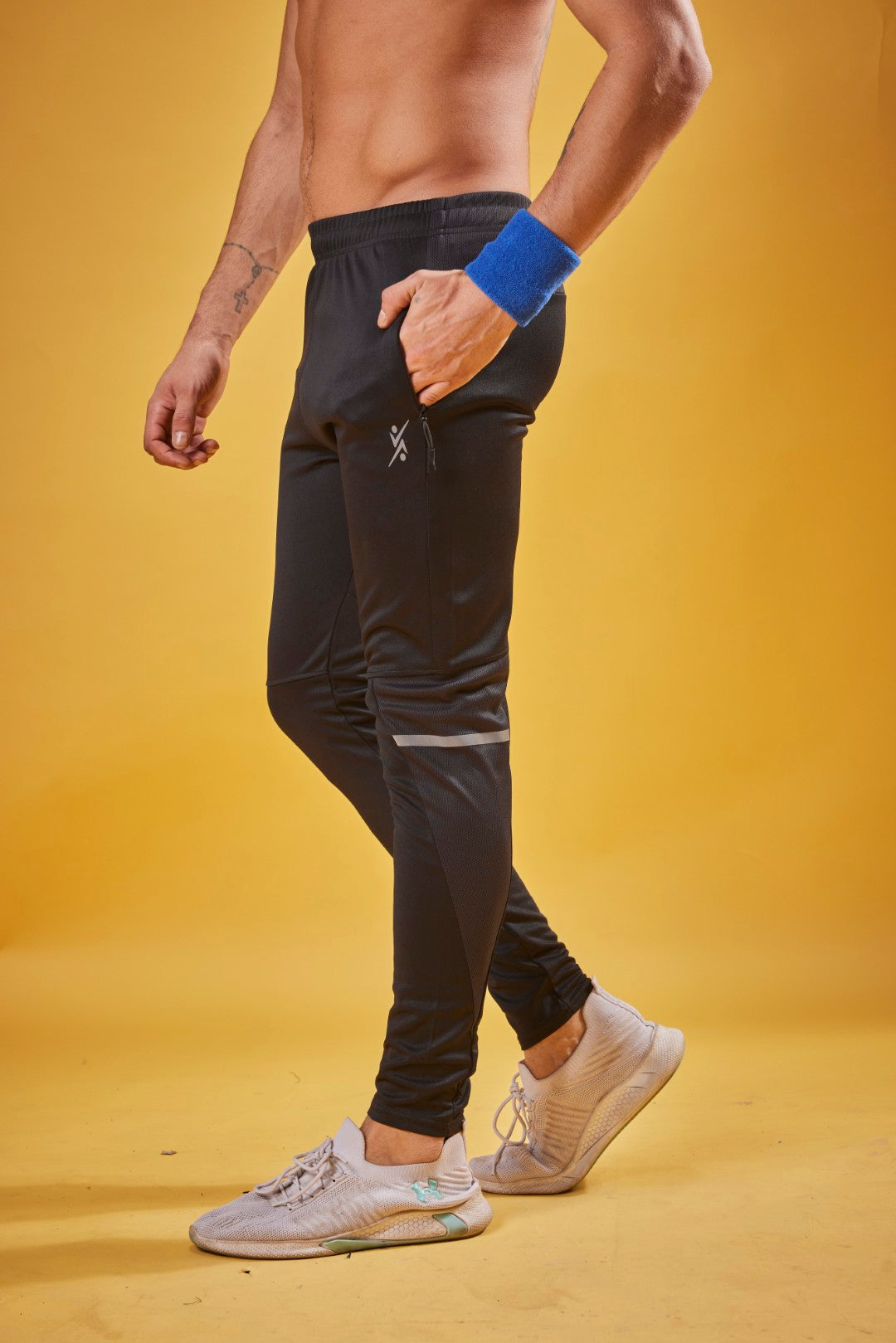 Men Solid Slim Fit Trackpants at Wholesale Price J 604 | 8 Pcs Box