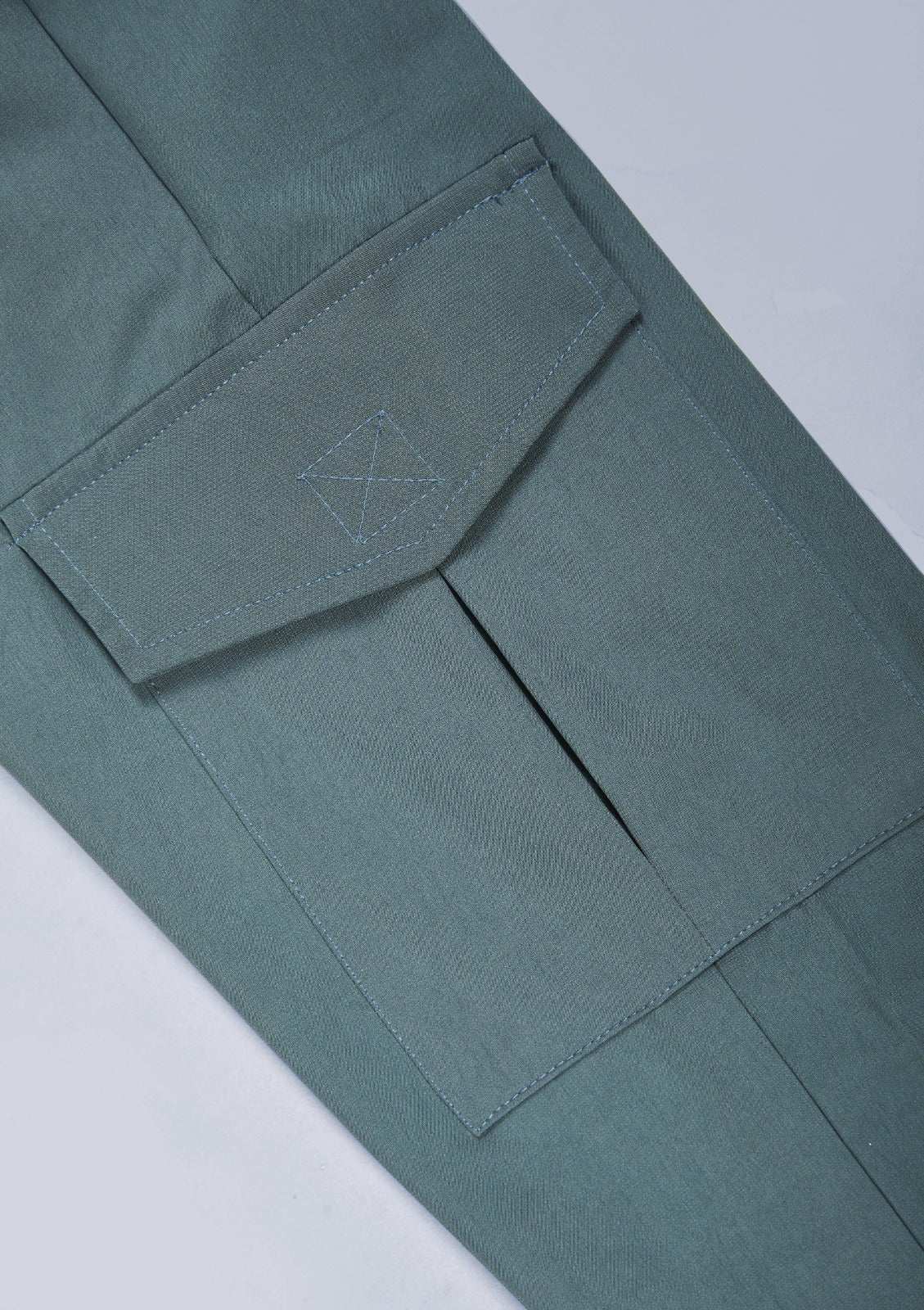 Men Solid Relax Fit Sports Cargo Trackpants at Wholesale Price J-675-(B) | 8 Pcs Box